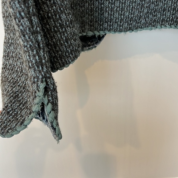 Elie Tahari blazer - Picture 6 of 9